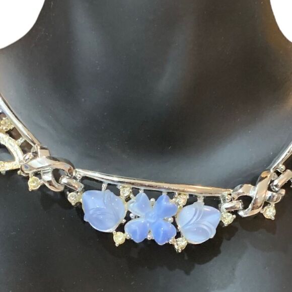 Premier Designs Light Blue Glass and Cubic Zirconia Choker Necklace 16.5” - Picture 6 of 7